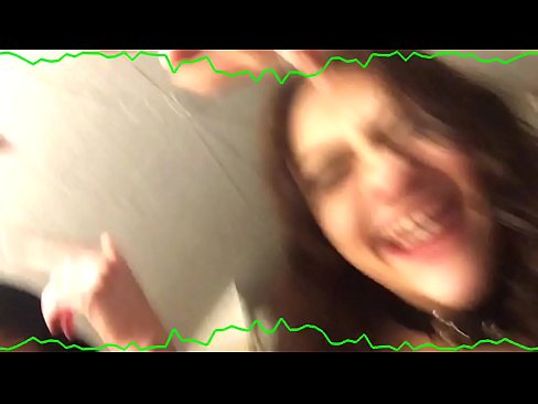 ❤️ Divas seksīgas brunetes emocionālās biksītes paliek bastards quirky bitch ❤ Slepkavas pie mums ❤